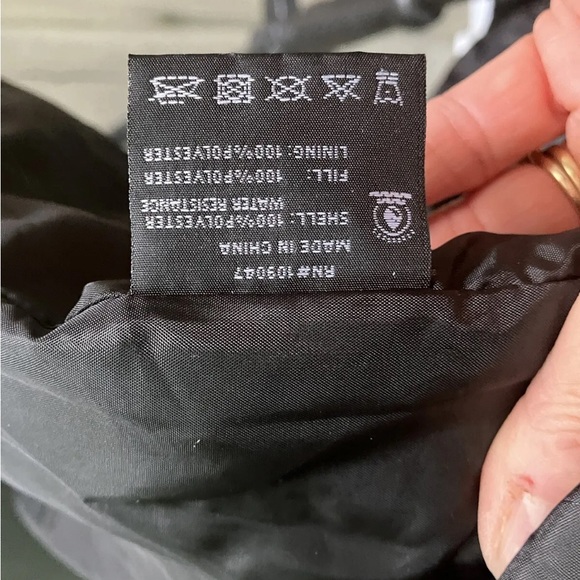 Excellent woman’s Elora long black fur, hooded jacket. Size L - Picture 8 of 8